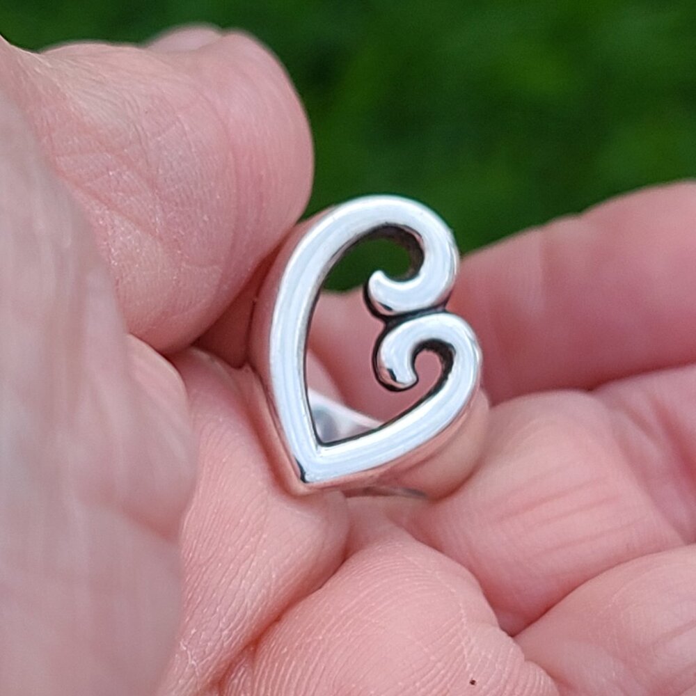 James Avery Mother's Love Ring Size 6.5 Sterling Silver